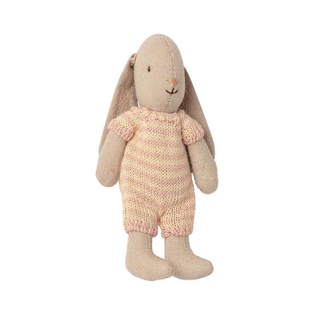 Bunny kanin fra Maileg med hængeøre og stribet buksedragt i strikket bomuld. Bunny måler 12 centimenter