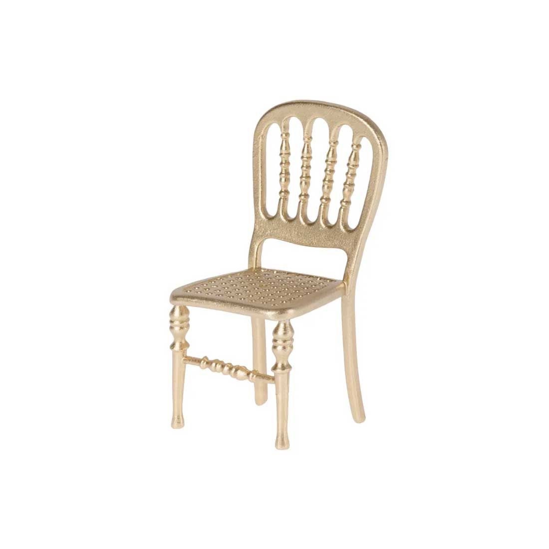 Guld micro stol med fransk flet og mønster på ryglænet.