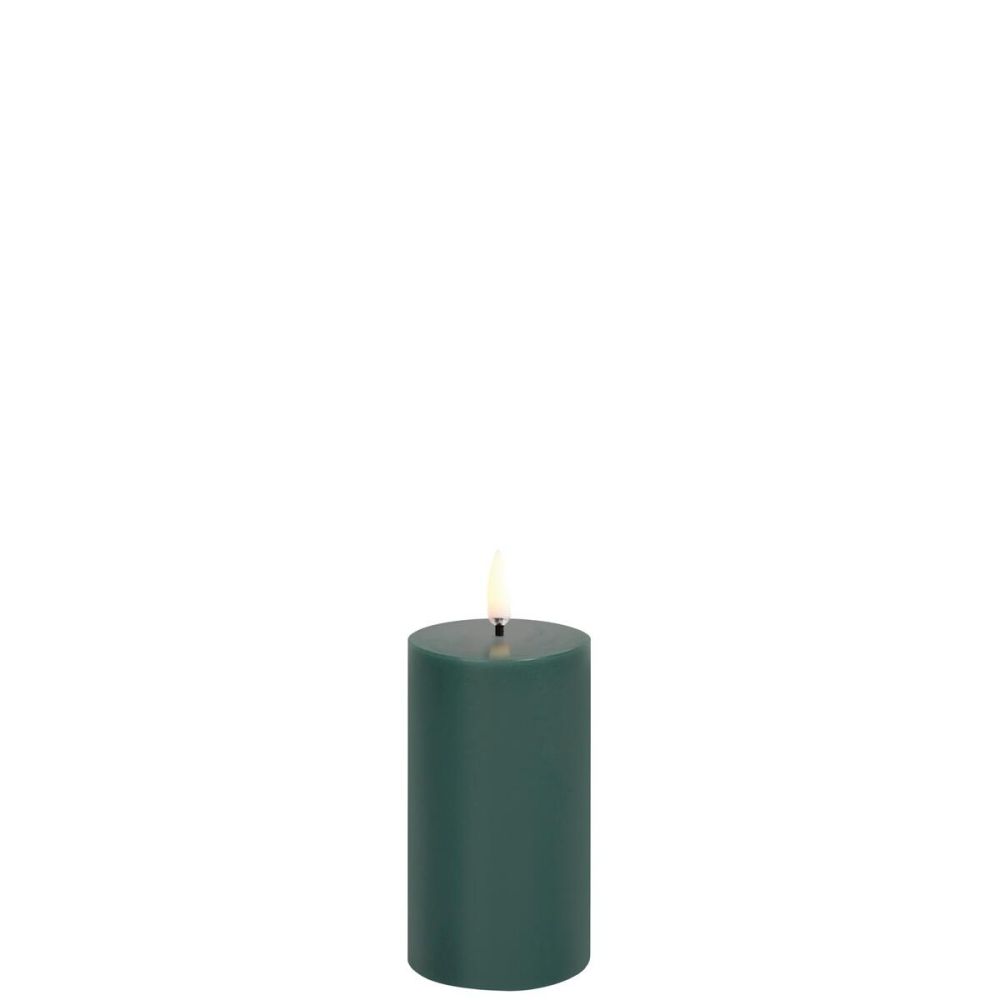LED bloklys Pine green D5,8 x H10,1 cm
