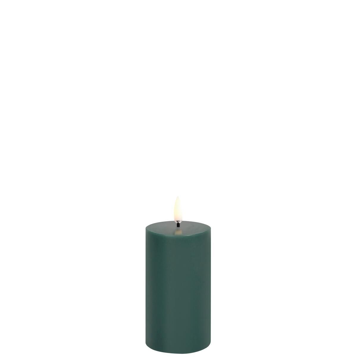 LED bloklys Pine green D5,8 x H10,1 cm