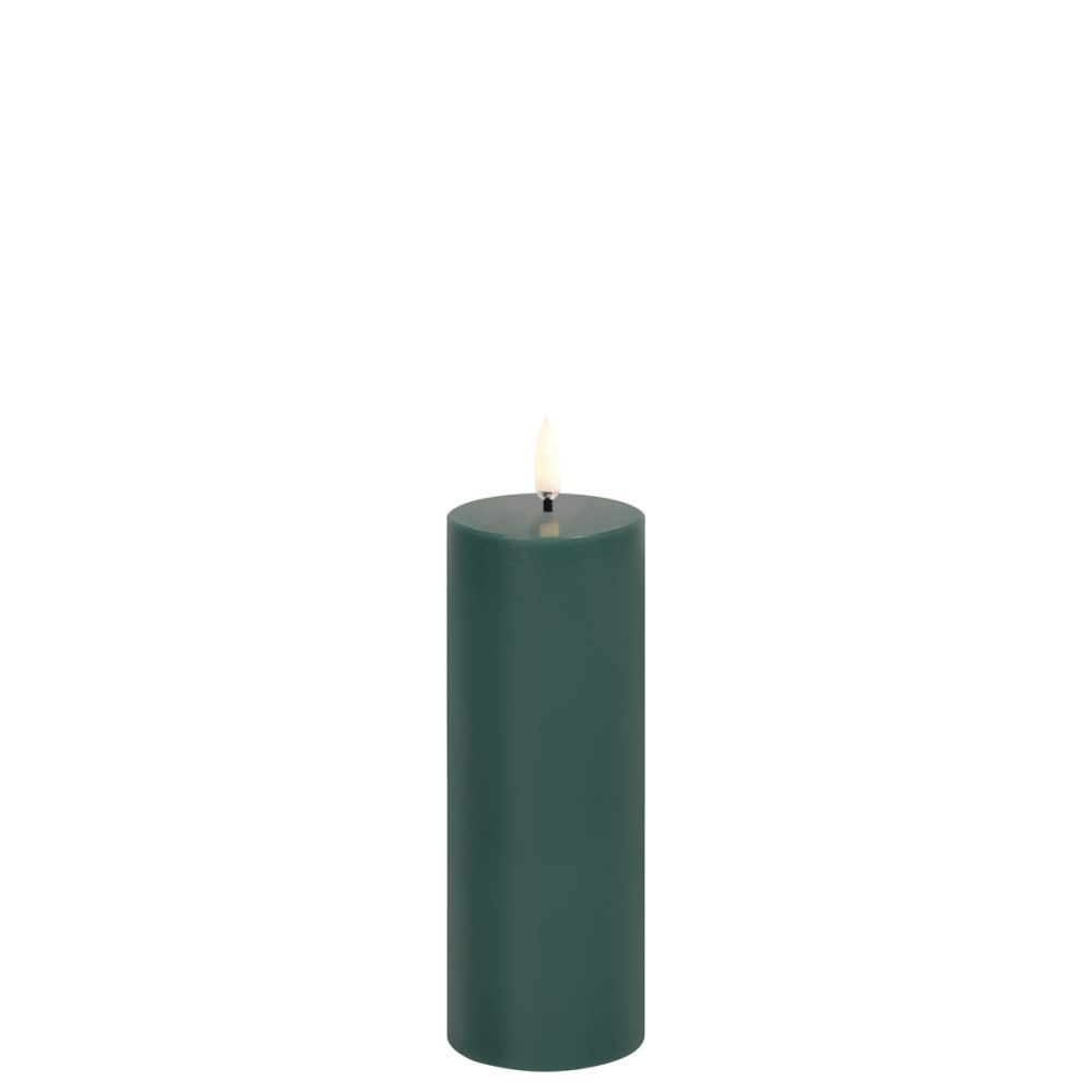 LED bloklys Pine green D5,8 x H15,2 cm