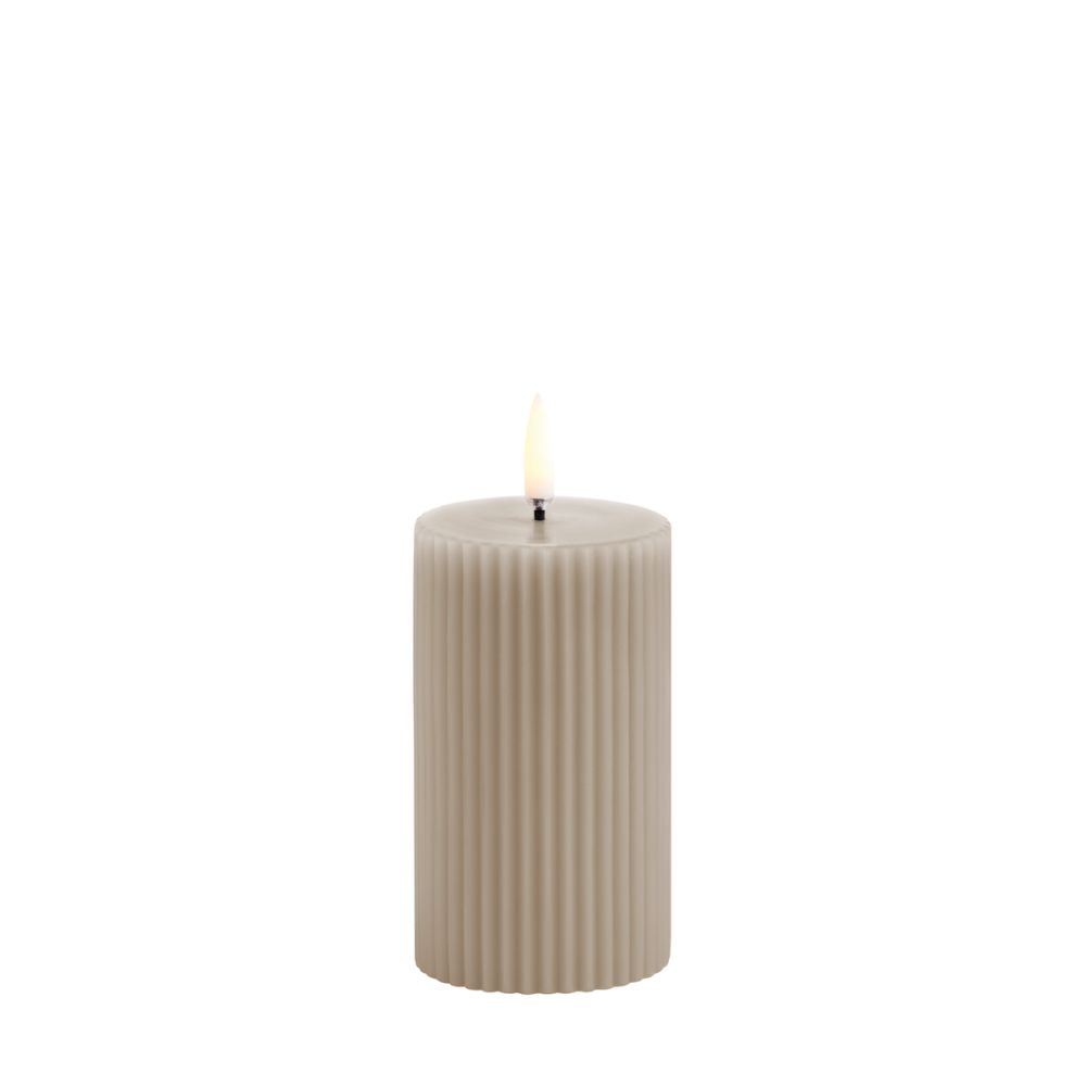 LED bloklys rillet Sandstone D5,8 x H10,1 cm